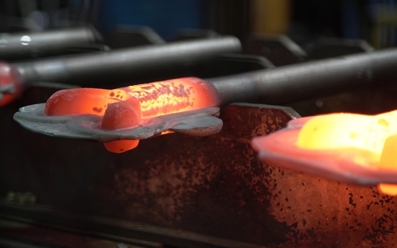 Hot and cold forging, machining process